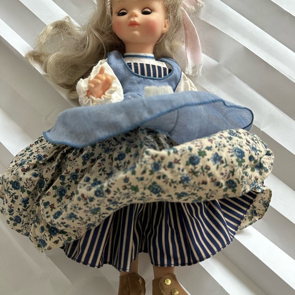 Madame Alexander Vintage Poor Cinderella Doll - Picture 8 of 12